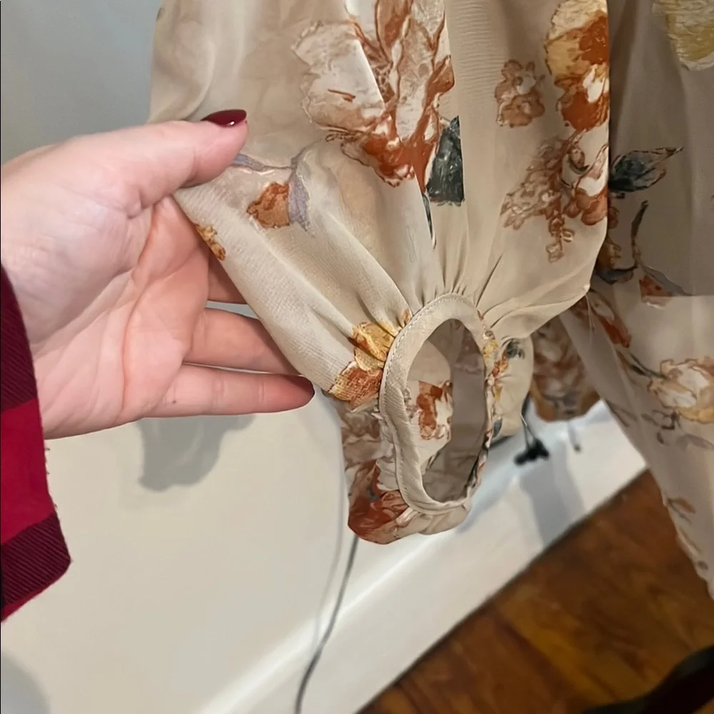 Hudson Gray Beige Floral Wrap Dress NWOTSheer Long Sleeve Tie Waist Size Small